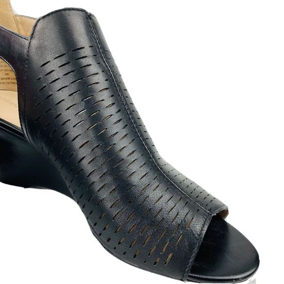Adrienne Vittadin Black Leather Wedge Heel Open Toe Bootie Sandal Shoes US 9.5M - Picture 16 of 16